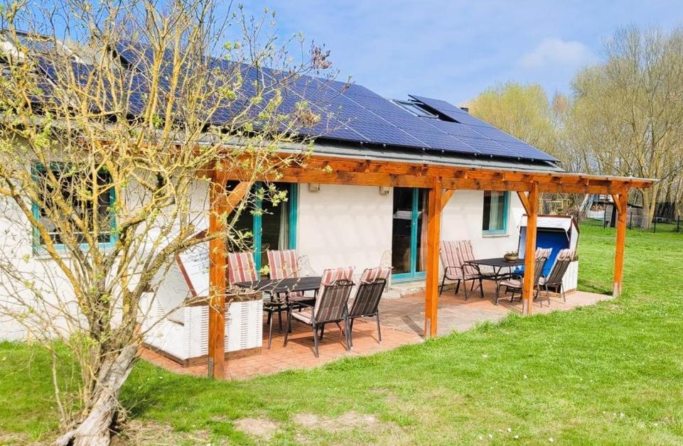 Pension Landhaus Teichgraf Wolgast Εξωτερικό φωτογραφία