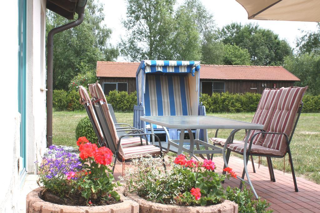 Pension Landhaus Teichgraf Wolgast Εξωτερικό φωτογραφία